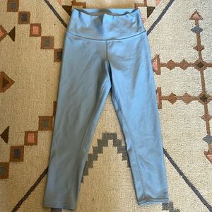 ALO light grey capri leggings